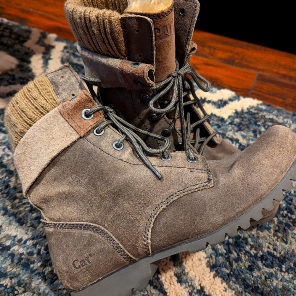 Caterpillar Size 10 Winter Combat Boots